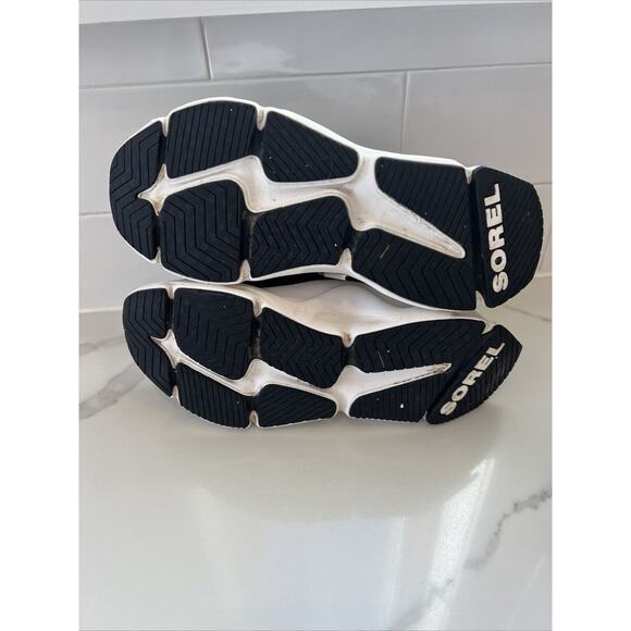 Sorel Women's Kinetic RNEGD Storm Winter Waterproof Boot Black Sz US 5 - Picture 9 of 11